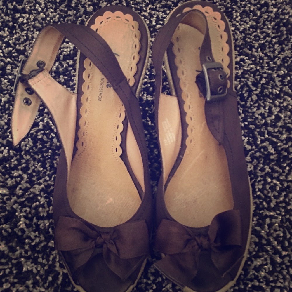 Nordstrom wedge sandals 7